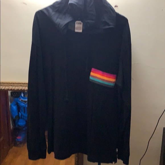 Top - Picture 2 of 2